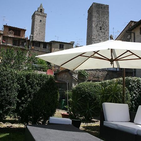 Casa Glicine - San Gimignano Apartman Kültér fotó